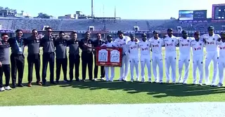 প্রথম বাংলাদেশি ক্রিকেটার হিসেবে শততম টেস্ট খেলছেন মুশফিকুর রহিম